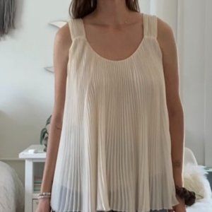 Club Monaco White Top